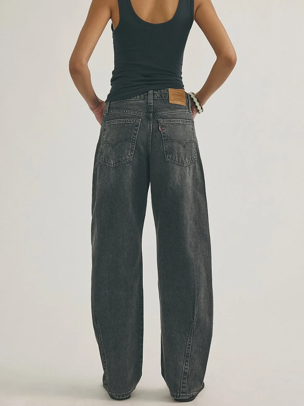 Levi’s Baggy Dad Barrel Jean